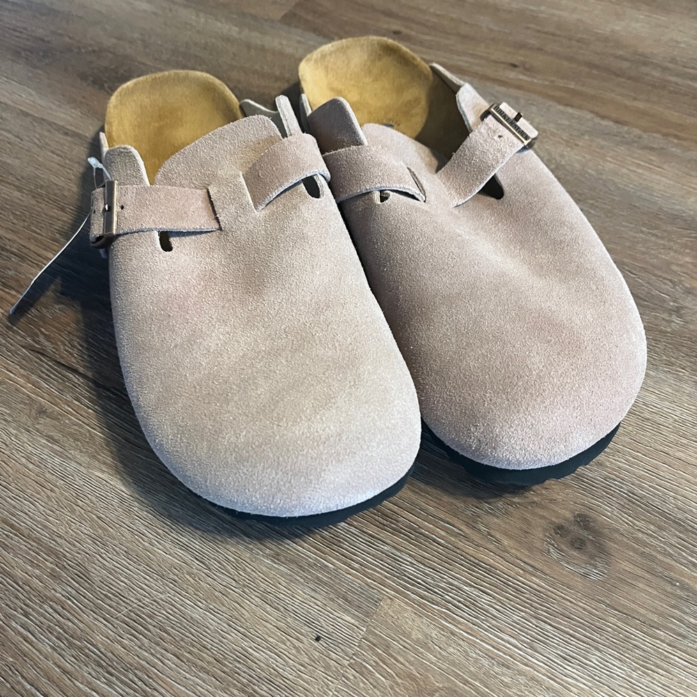 Boston Birkenstocks men’s size 11 or 44 beige